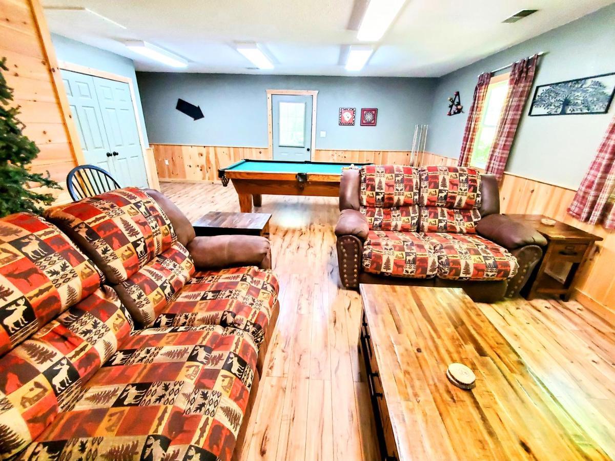Wandering Bear Lodge-Free Tickets Sevierville Exterior photo