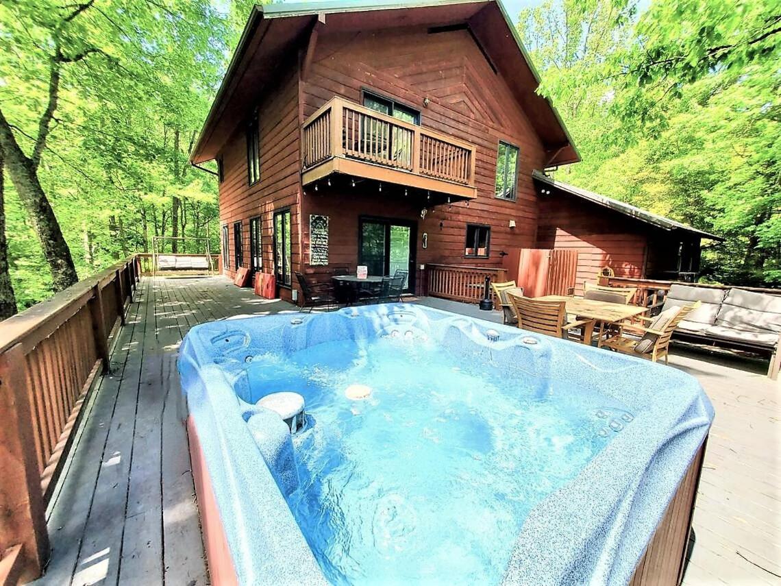 Wandering Bear Lodge-Free Tickets Sevierville Exterior photo